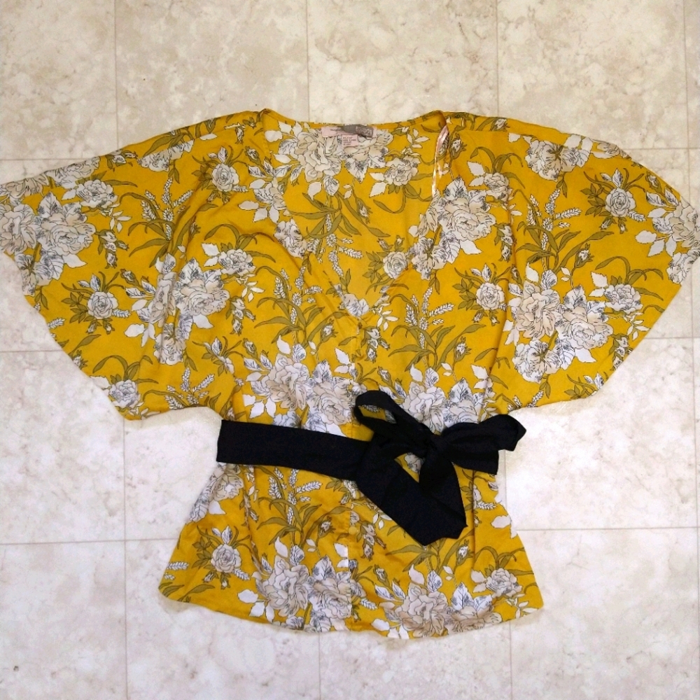 Forever 21 yellow floral blouse